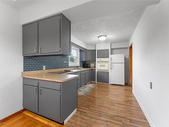 3rd image of 214 Morris Ave
