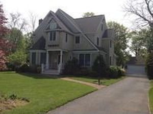 68 Edwards Ave, Sayville, NY, 11782