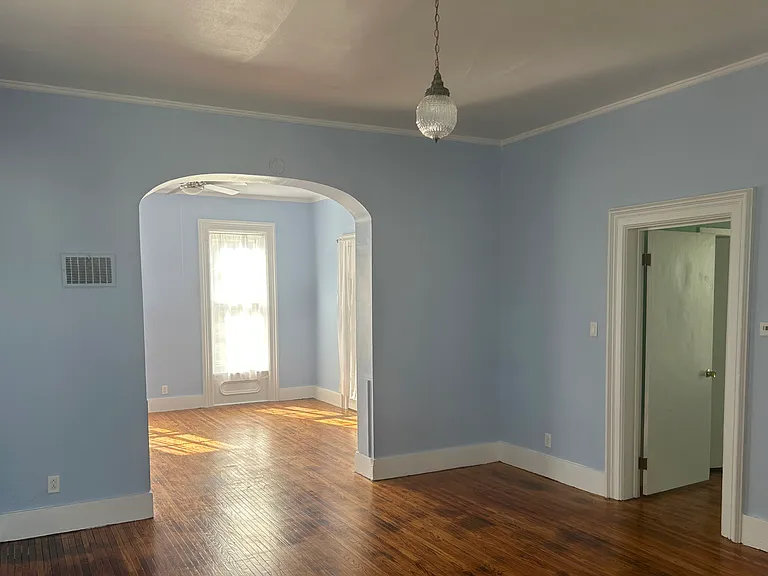412 W Call St #2 — Photo 2