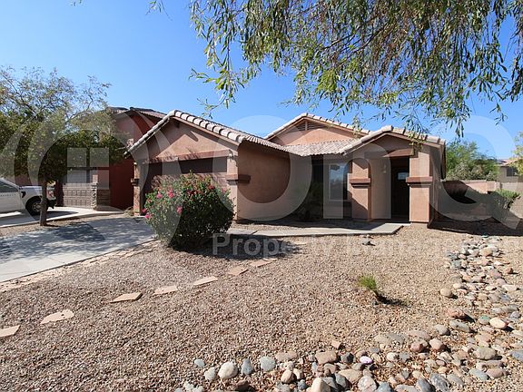 3rd image of 15844 W Papago St