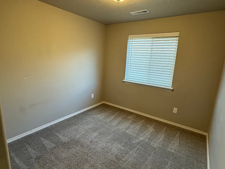 5501 Sage Way — Photo 9