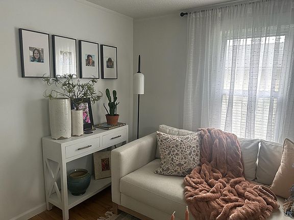 5th image of 28550 Wexford Dr
