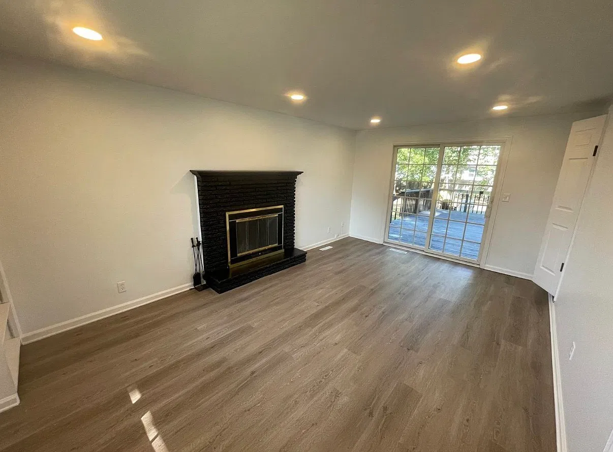 4 bed, 1.5 bath, 1776 sqft, $3,600 — Photo 4