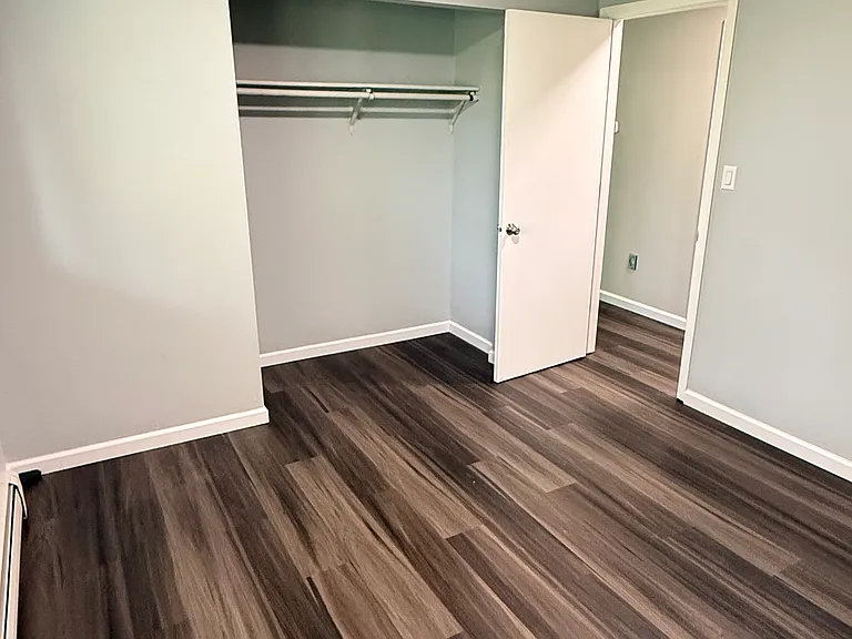 601 Cherry St #4 — Photo 8