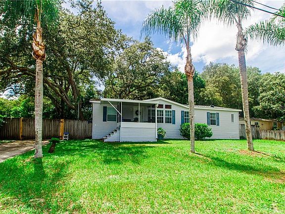 2nd image of 12605 Rockridge Cir