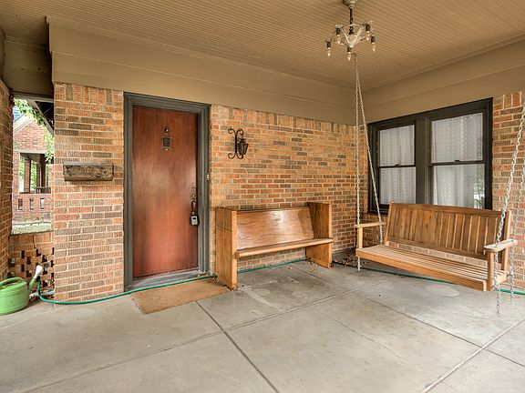 5th image of 2421 NW 19th St
