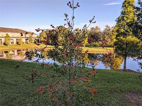 4th image of 10636 Lake Montauk Dr