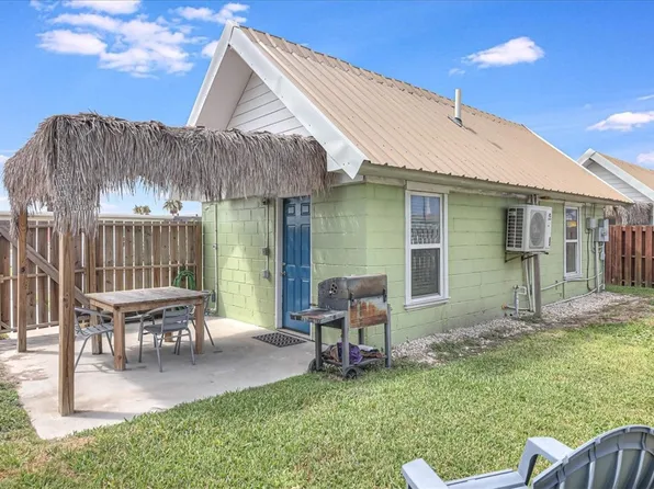 134 N Alister St #2, Port Aransas, TX 78373