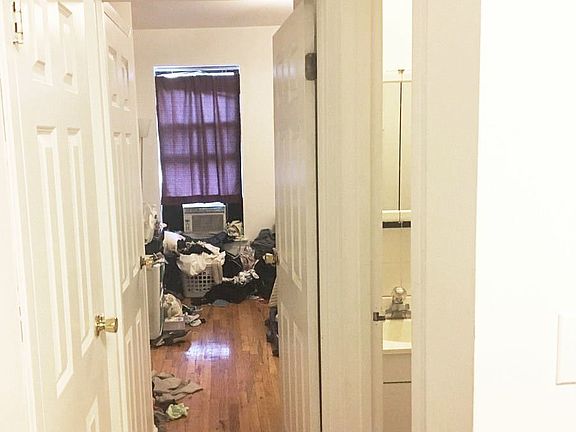 5th image of 113 E 102nd St APT 5A