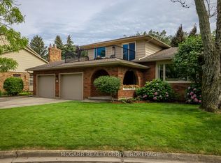 11 Lantana Cir, Saint Catharines, ON L2M 7M5