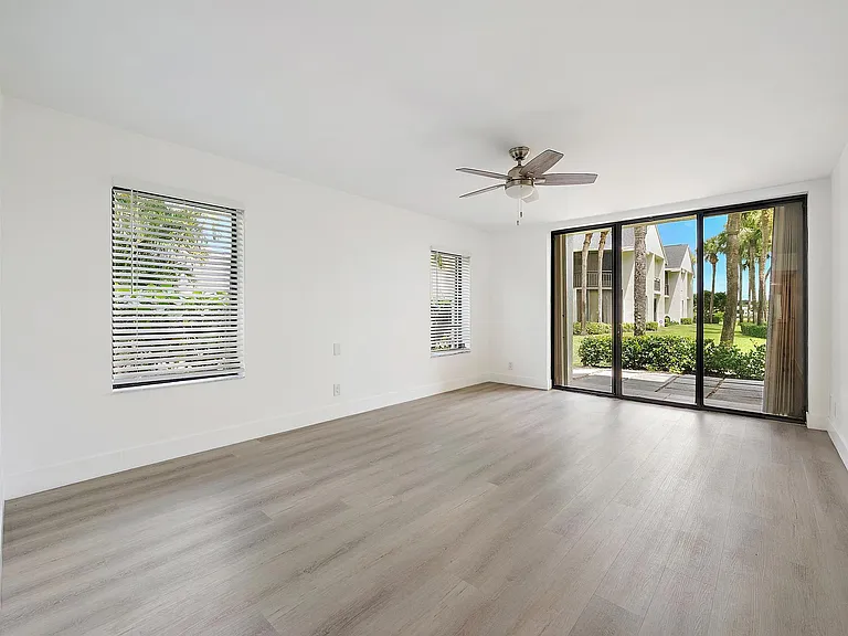 10459 SE Terrapin Pl — Photo 18