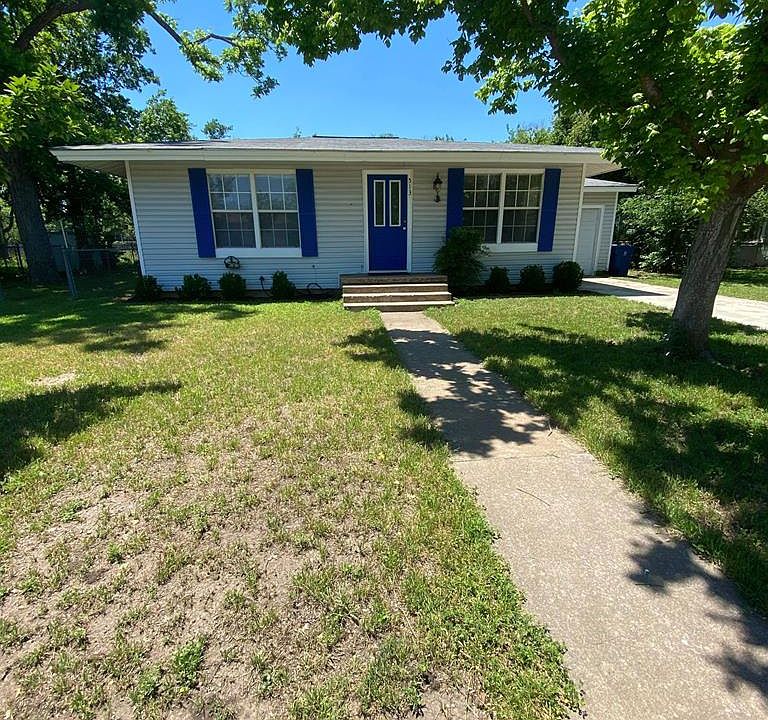 1st image of 513 Josephine St