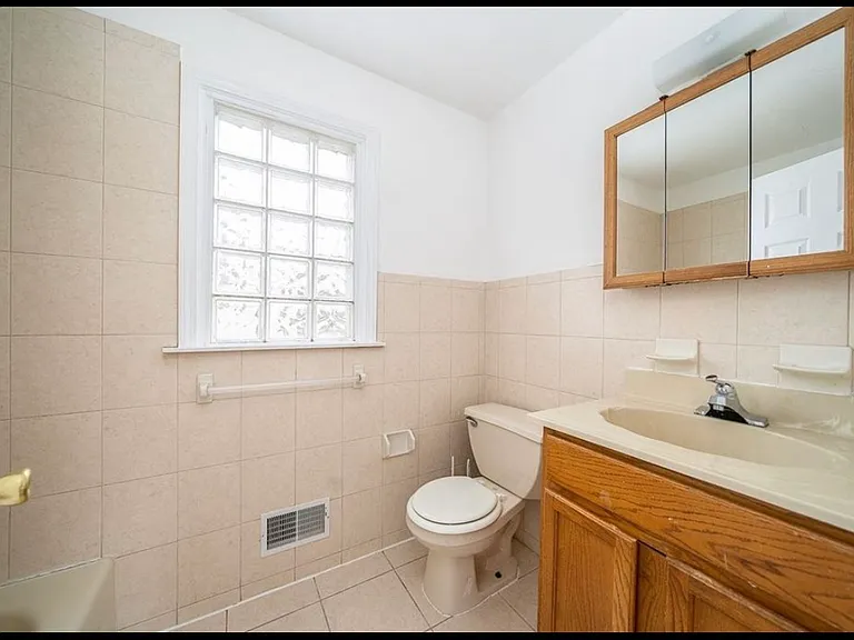 38 W 20th St #2 — Photo 13