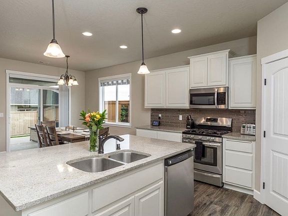 3rd image of 4231 S Anderson Pl