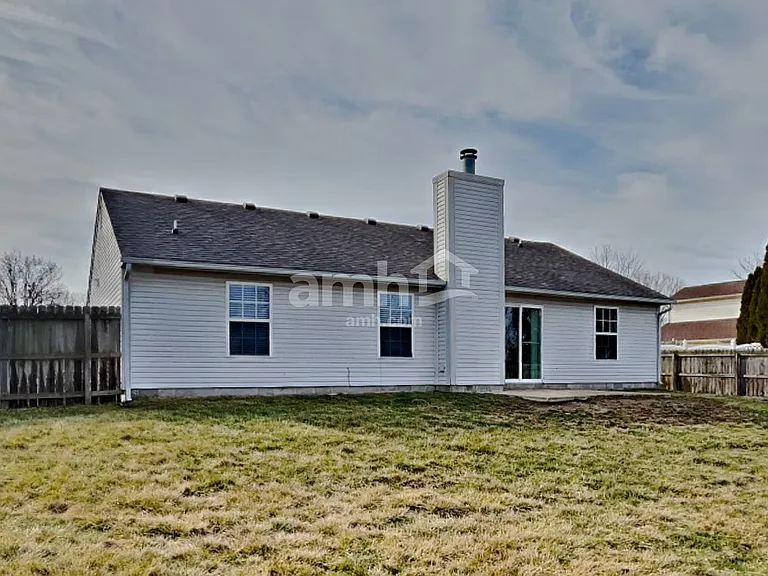 8284 Shattuck Dr — Photo 18