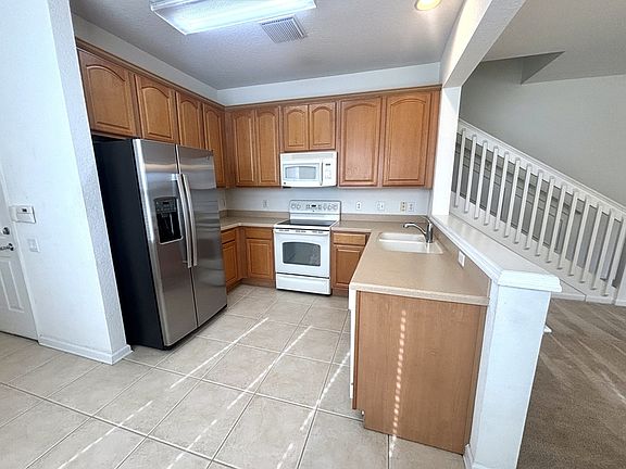 5th image of 2837 Villafuerte Pt Unit 108