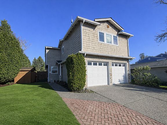 2nd image of 13314 NE 136th Pl