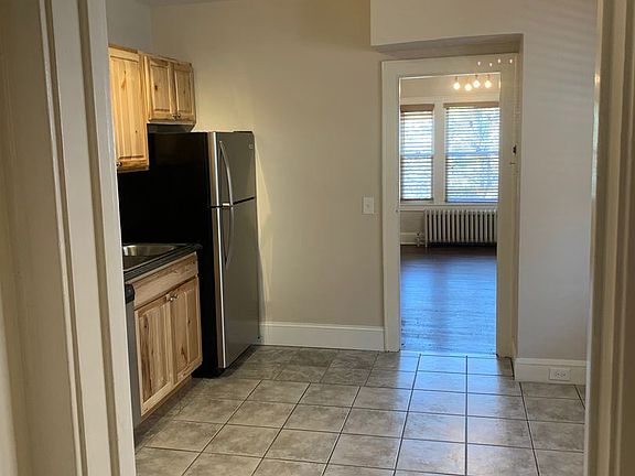 5th image of 2708 Blaisdell Ave APT 206