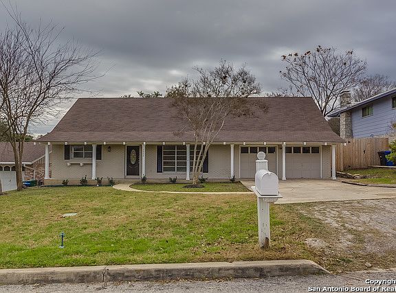 2nd image of 3026 Knight Robin Dr