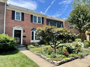 1856 Golf View Ct #1, Reston, VA 20190