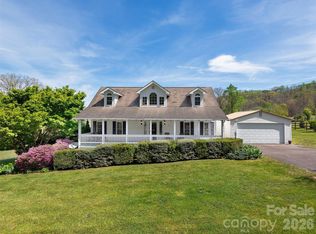 44 Tibi Ln, Waynesville, NC 28785