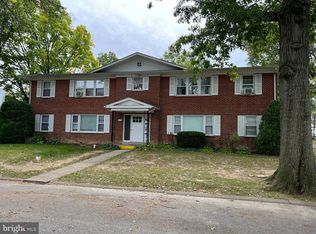 19 Round Hill Rd APT B, Camp Hill, PA 17011