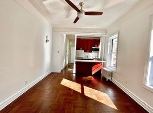 209 Hawthorne St APT 2C, Brooklyn, NY 11225