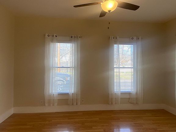 3rd image of 738 N Wall St