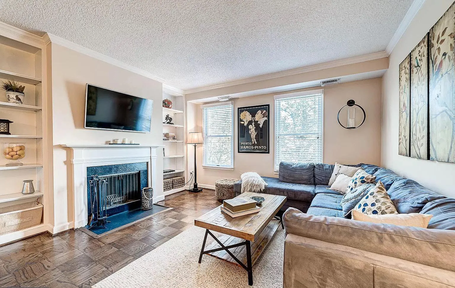 1 bed, 814 sqft, $2,620 — Photo 1