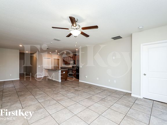 2nd image of 138 Cascade Bend Dr