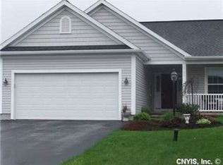 3786 Neptune Ln, Syracuse, NY 13209