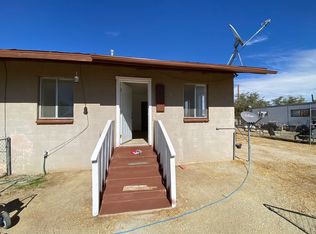 2655 95th St W APT 19, Rosamond, CA 93560