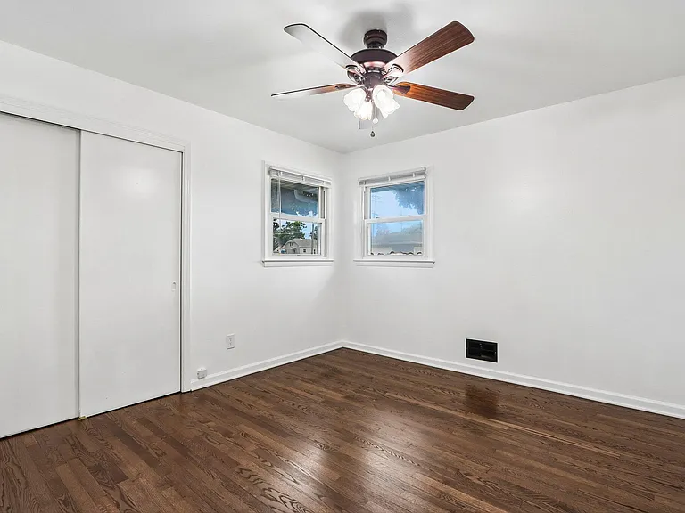 2223 Grove Ave — Photo 22
