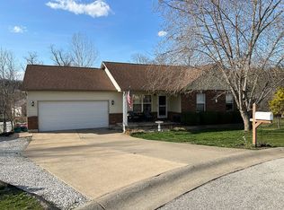 17 Brittany Dail Dr, Union, MO 63084