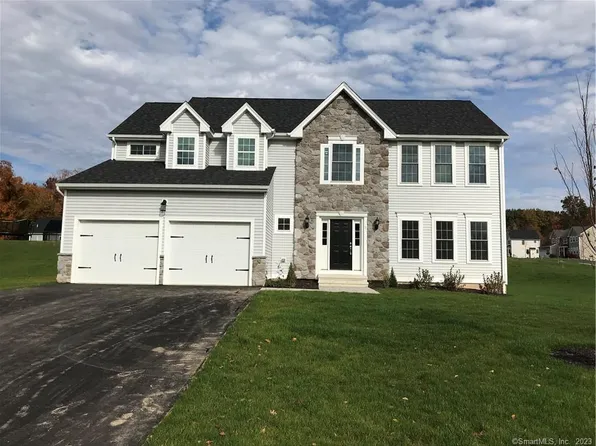 1 Addison Circle #22, Suffield, CT 06078