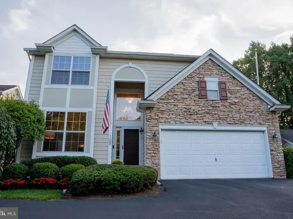 109 Berkshire Ln, Avondale, PA 19311