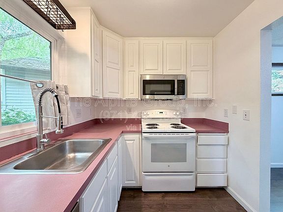 5th image of 5462 SW Murray Blvd