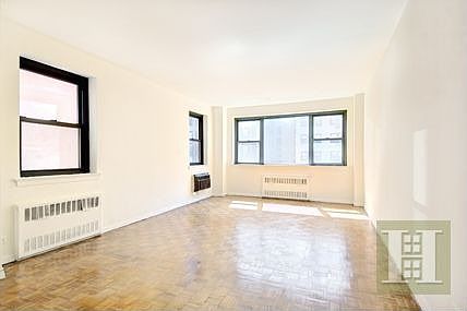 2nd image of 351 E 57th St #4B