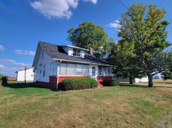 4502 S 800th Rd W, Mentone, IN 46539