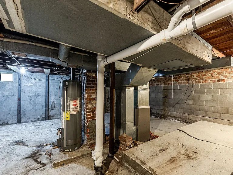 2905 Olive St — Photo 23