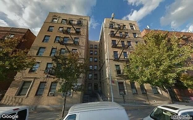 1st image of 14715 Northern Blvd APT 6