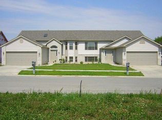 1106 Csokasy Ct, Hobart, IN 46342