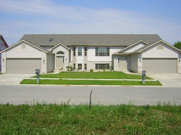 1106 Csokasy Ct, Hobart, IN 46342