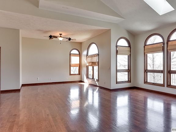 5th image of 1503 Vivian Cir