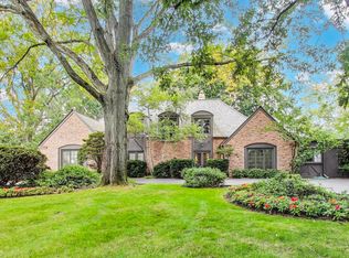 650 Midfield Ln, Northbrook, IL 60062