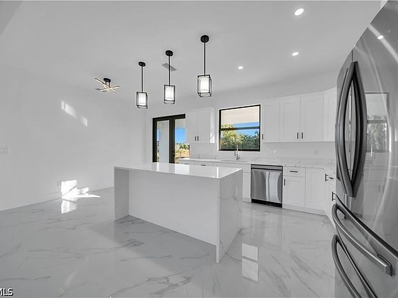 3rd image of 5003 2nd St W