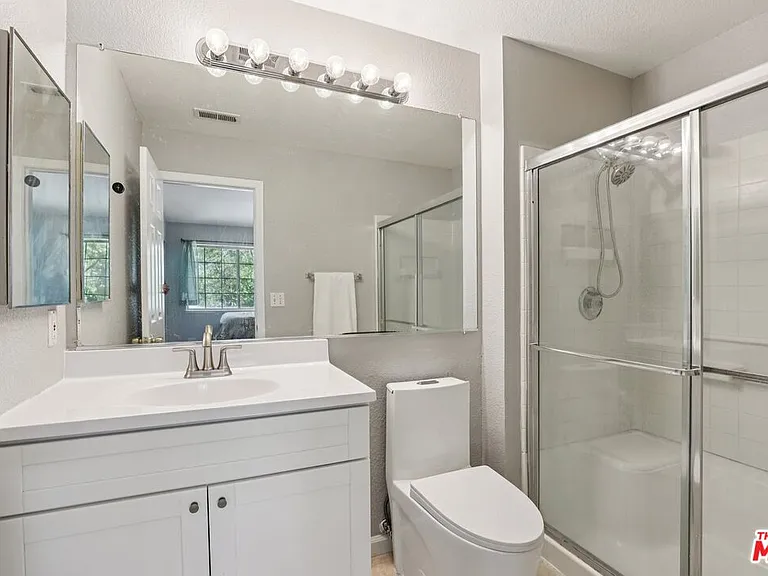 1706 Bevin Brook Dr — Photo 20