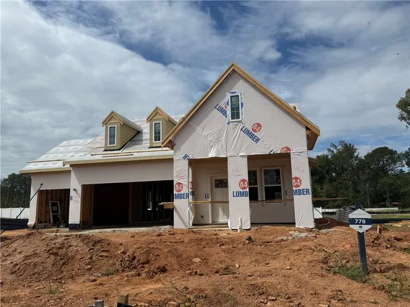 581 Shropshire Dr, Auburn, AL 36832