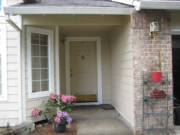 2nd image of 16010 SW Dewberry Ln