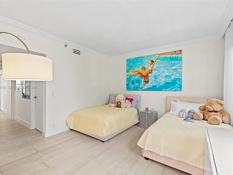 19122 Fisher Island Dr #19122 — Photo 36